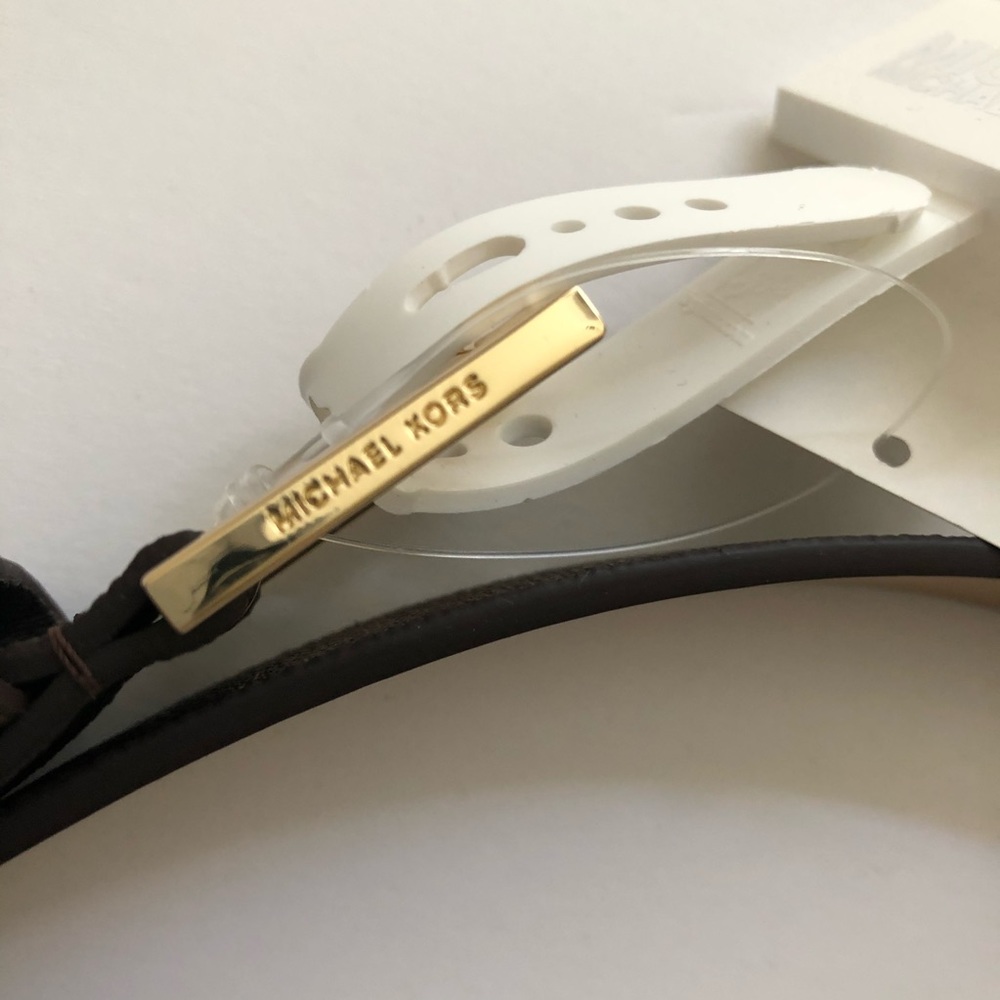 Michael Kors Leather Belt - Picture 5 of 11